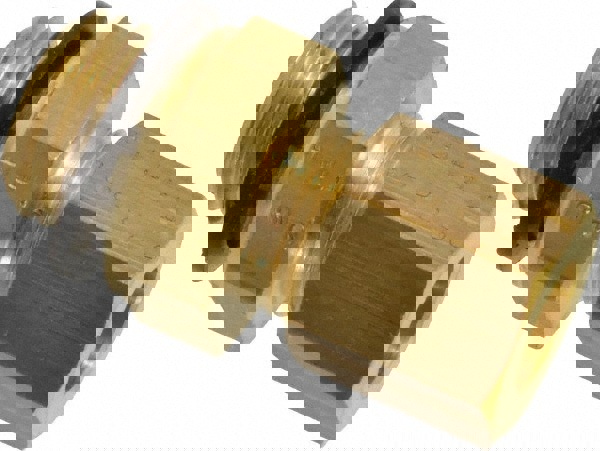 Compression Tube Connector: 1/4