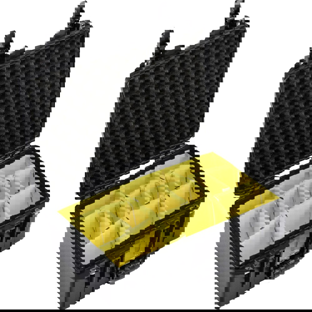 Aircase with Divider: 12-31/32