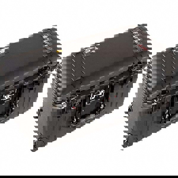 Aircase with Foam: 8-31/32