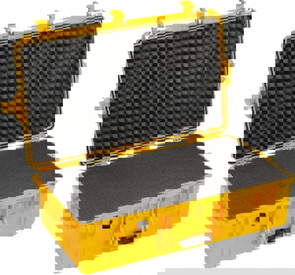 Aircase with Foam: 9-1/8