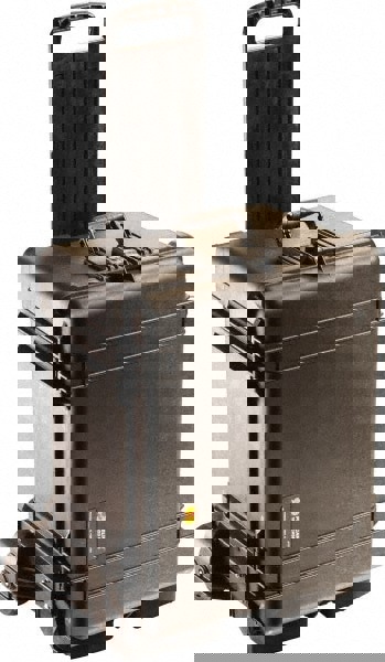 Clamshell Hard Case: 23-1/4