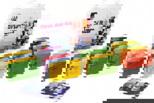 Multipurpose/Auto/Travel First Aid Kit: 76 Pc, for 16 People