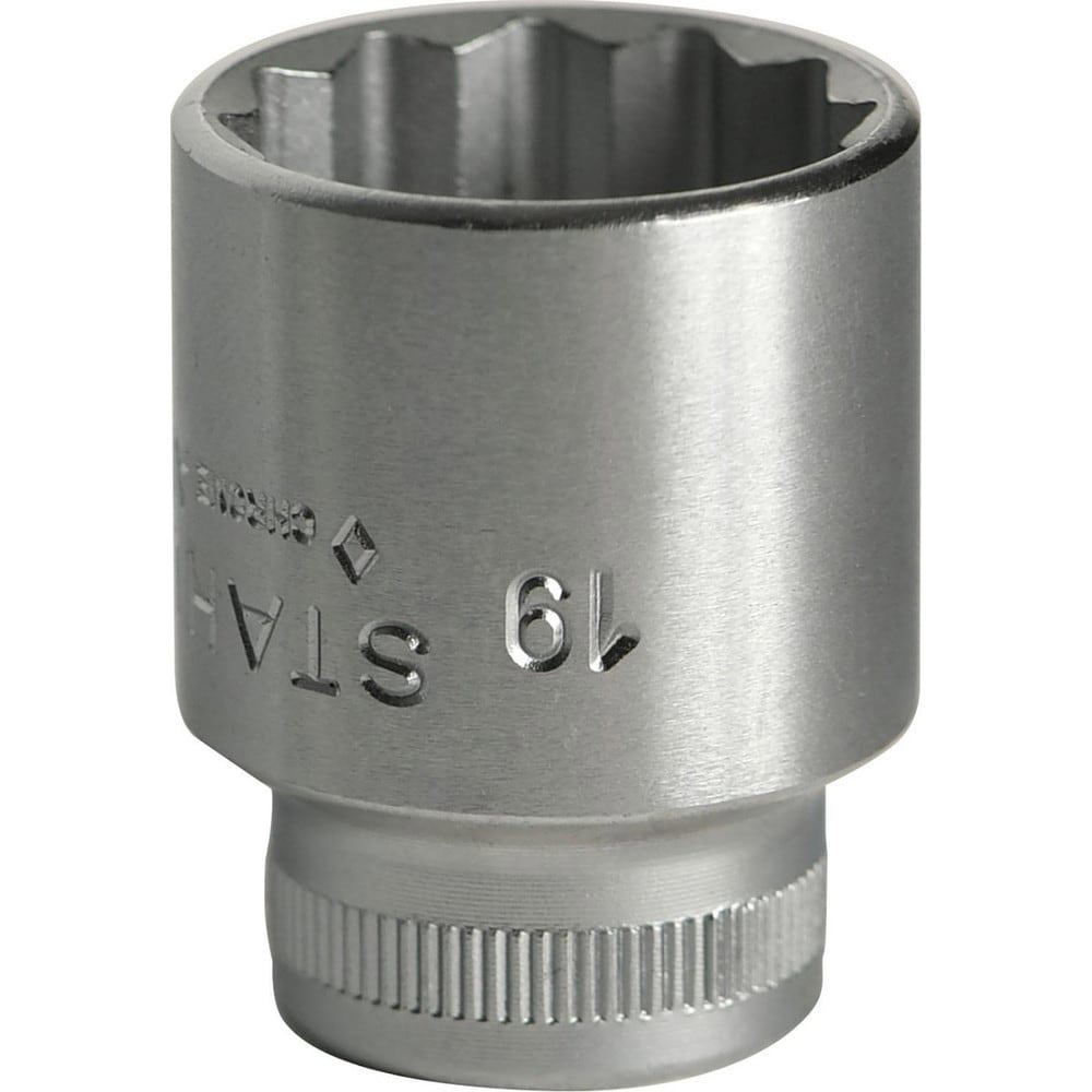 Hand Sockets; Socket Type: Standard ; Drive Size: 3/8in (Inch); Socket Size (mm): 19 ; Drive Style: Hex ; Number Of Points: 12 ; Overall Length (Decimal Inch): 1.1100