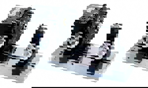 6 Inch Swing, 7 Inch Distance Cylindrical Grinder