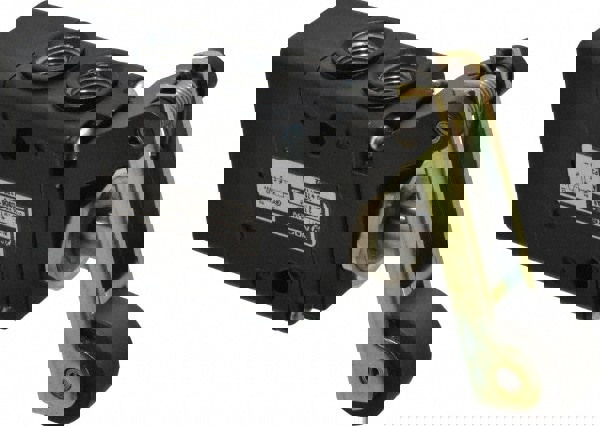 Mechanically Operated Valve: Packed Spool, Roller Lever Actuator, 1/4