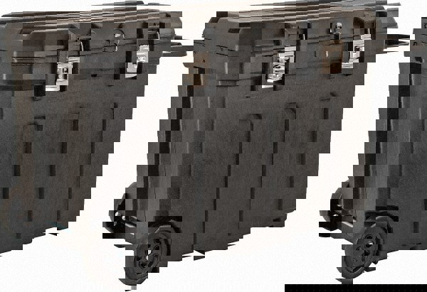 Tool Chest: 22-13/16