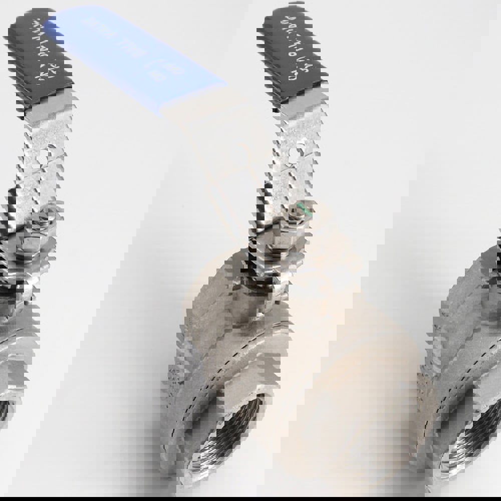 Manual Ball Valve: 3/8