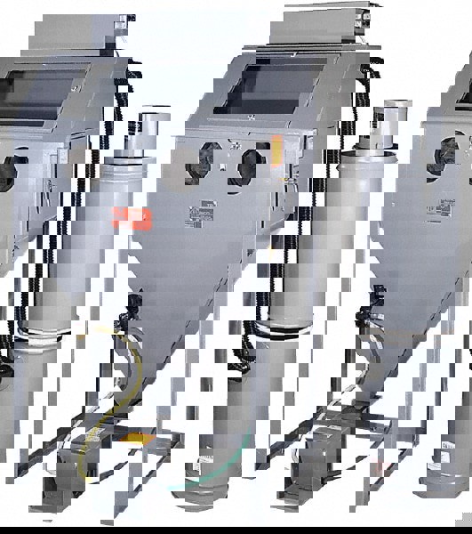 Free-Standing Sandblasting Cabinet: 36