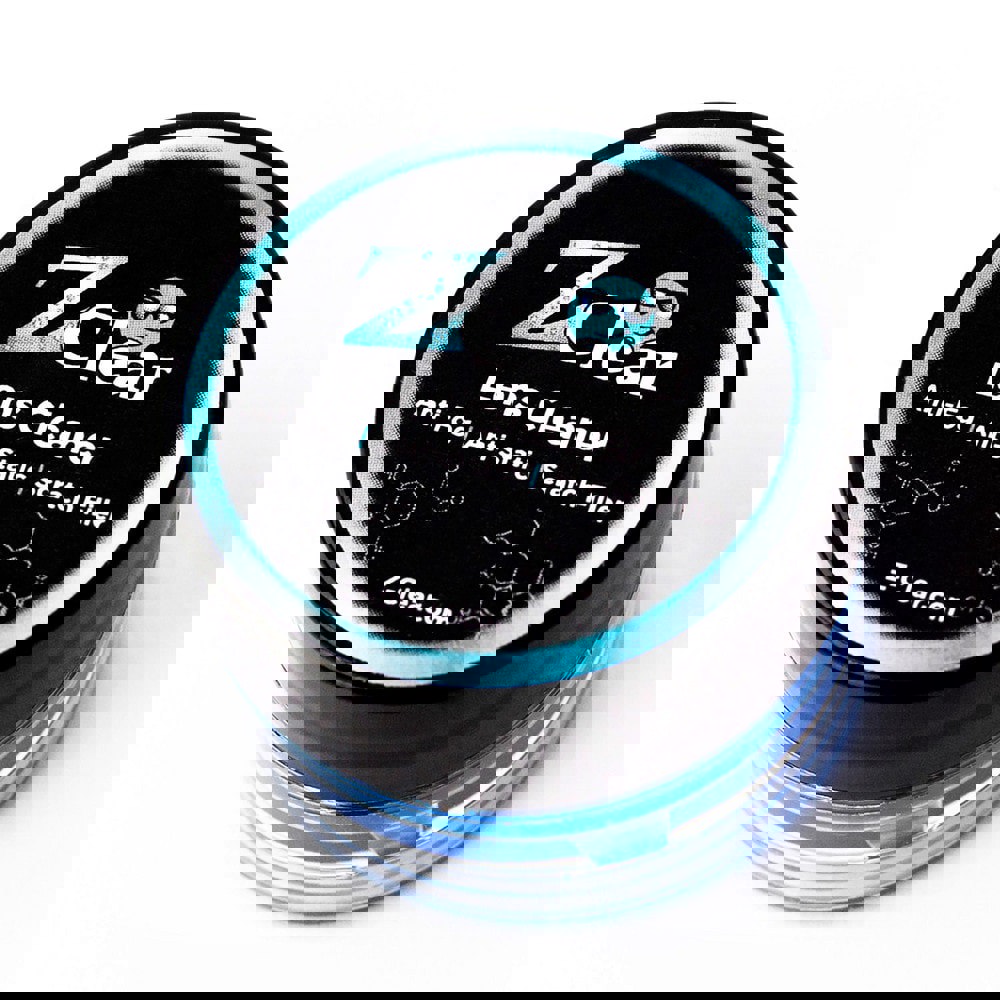 This all-in-one lens cleaner solution cleans glasses extremely well while laying down a strong lens protective coating. Each eyeglass cleaning actively prevents fog, dust, and smudges on glasses keeping them clear for one to three days. Not only does our