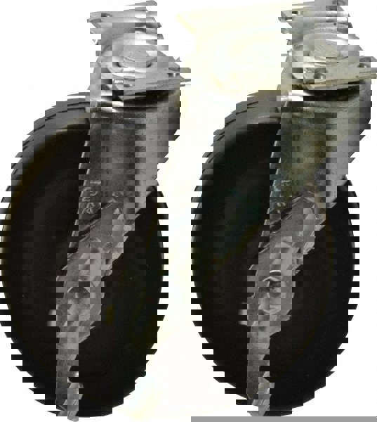 Swivel Top Plate Caster: Soft Rubber, 3