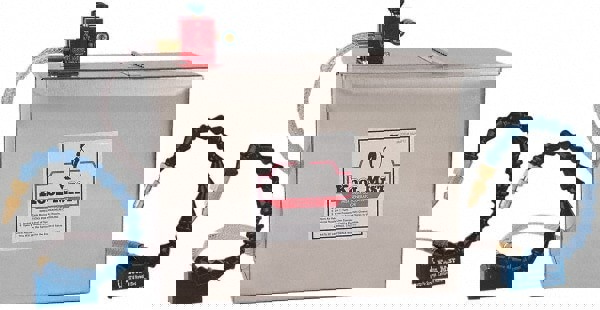 Tank Mist Coolant System: 4.9 gal Stainl