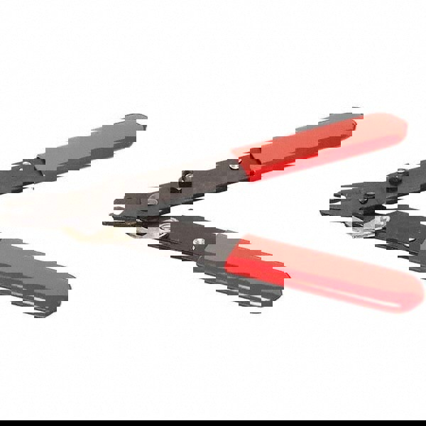 Wire Stripper: 8 AWG to 22 AWG Max Capac