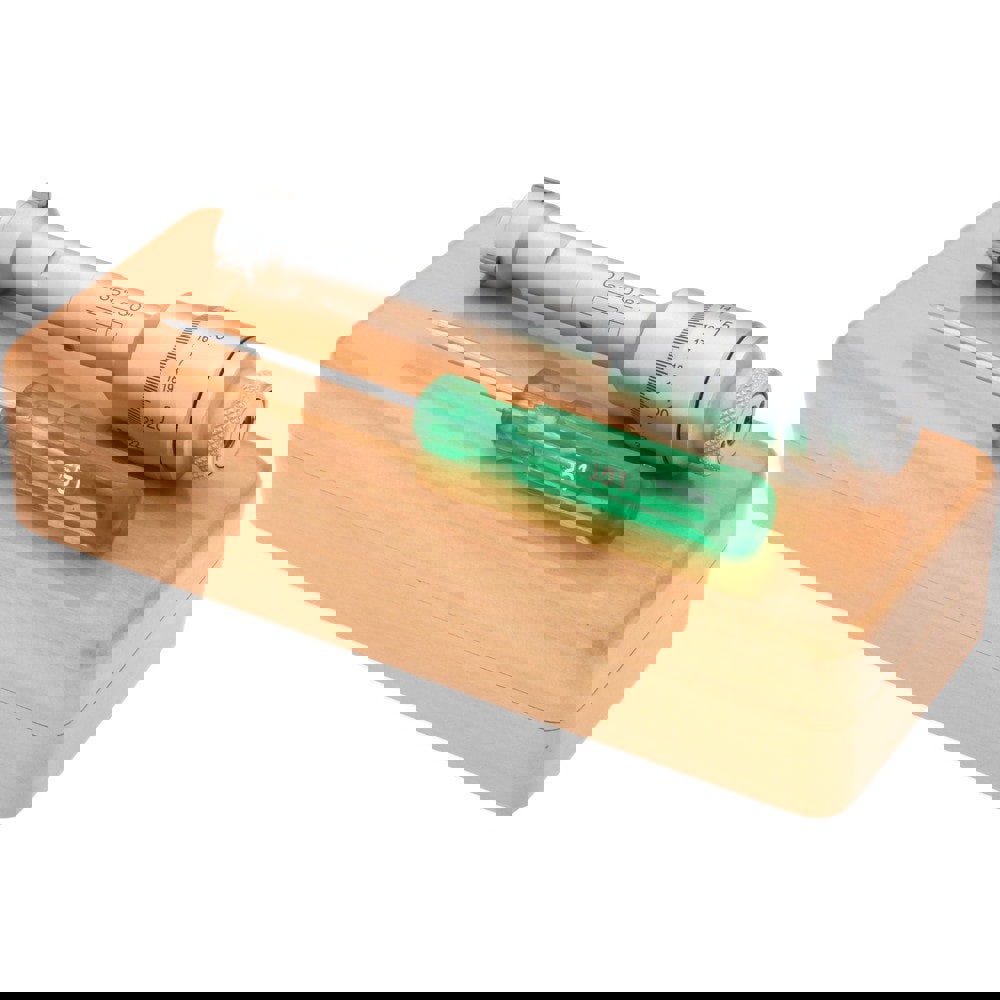 Mechanical Hole Micrometer: 0.8