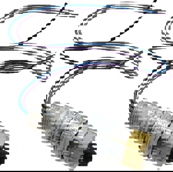 Compact, Cylindrical Pressure Switch: 10 psi to 150 psi, 1/4