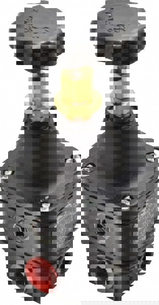 Compressed Air Regulator: 1/4