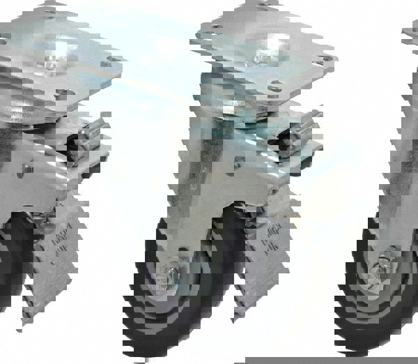 Swivel Top Plate Caster: Polyurethane, 3