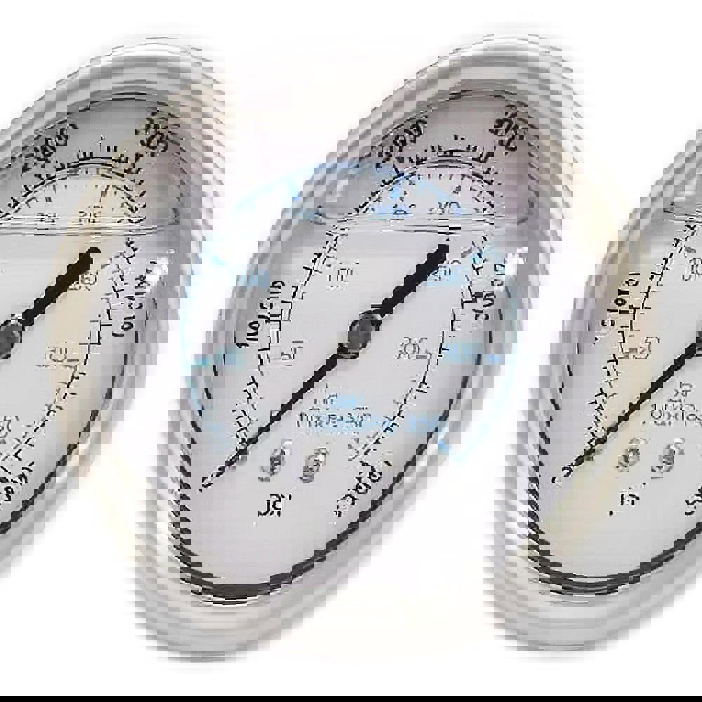 Pressure Gauge: 2-1/2