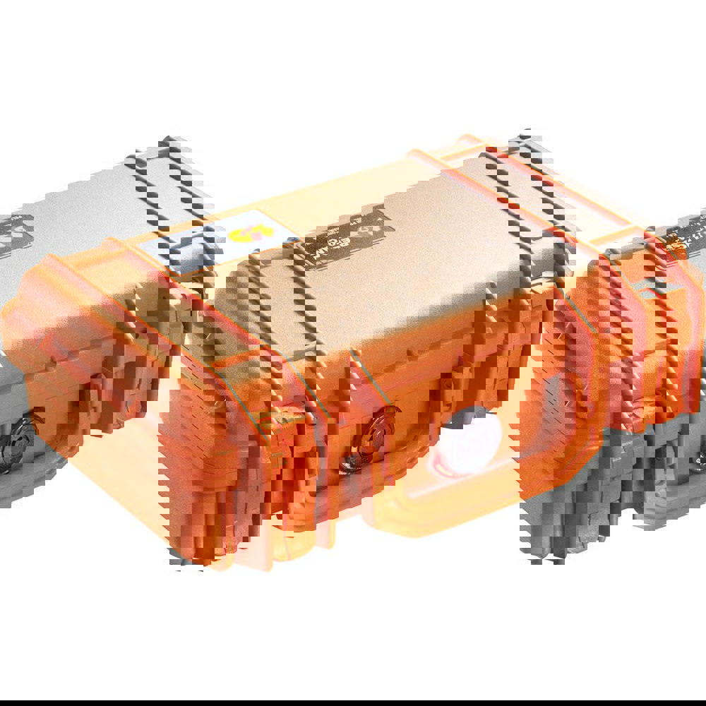 Clamshell Hard Case: Layered Foam, 8-11/32