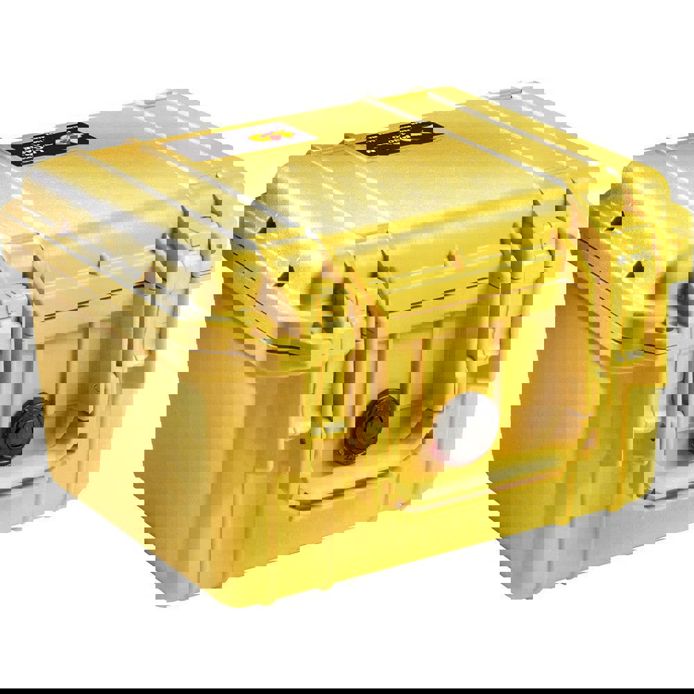 Clamshell Hard Case: Layered Foam, 9-11/16