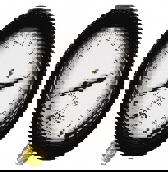 Pressure Gauge: 4-1/2