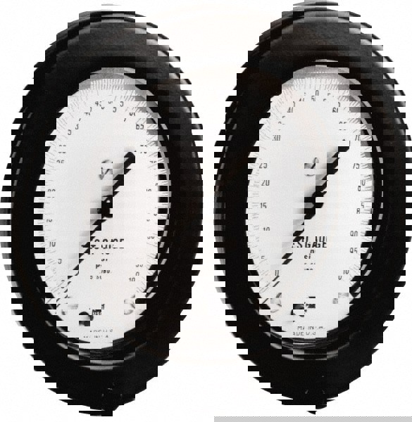 Pressure Gauge: 4-1/2