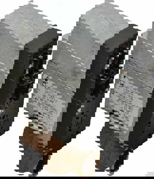 Hydronic Zone Controls; Fractional Tube Size: 3/4 ; Time Cycle: 45/60 ; Differential: 15 ; Minimum Temperature (Deg F - 3 Decimals): 32