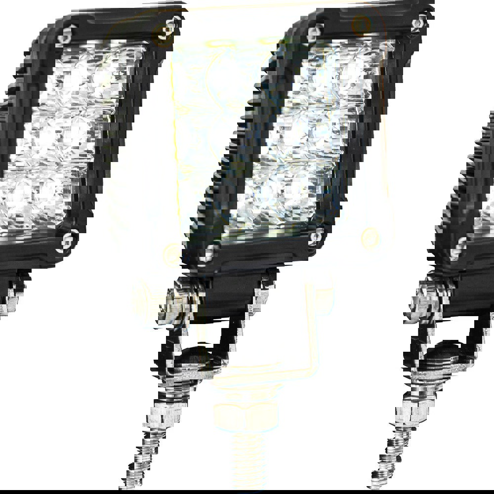 Auxiliary Lights; Light Type: Spot Light ; Amperage Rating: 0.9000 ; Light Technology: LED ; Color: Clear ; Wattage: 10.000 ; Material: Polycarbonate