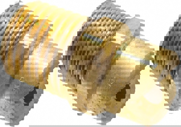 Brass Standard Fan Nozzle: 1/4