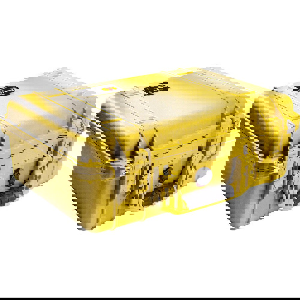 Clamshell Hard Case: Layered Foam, 14-1/16