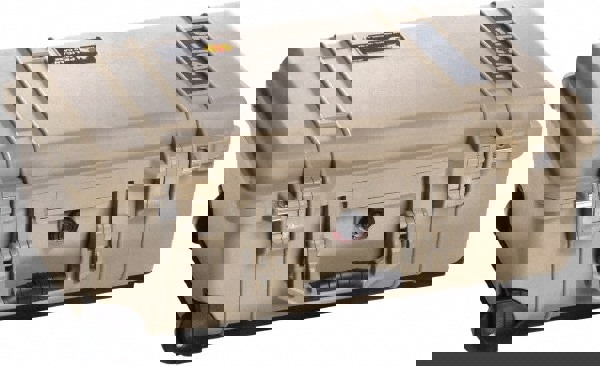 Clamshell Hard Case: 13-13/16