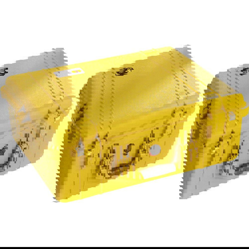 Clamshell Hard Case: Layered Foam, 8.79