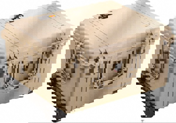 Clamshell Hard Case: 19-11/16