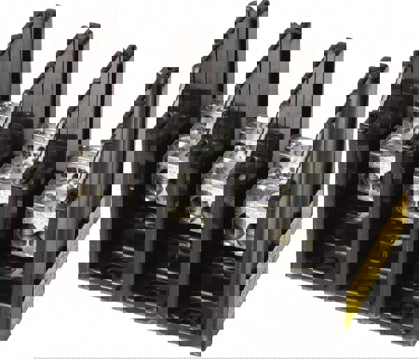 3 Poles, 350 Amp, 8-2/0 AWG (Al), 14-2/0 AWG (Cu) Primary, 4-14 AWG (Cu), 4-8 AWG (Al) Secondary, Thermoplastic Power Distribution Block