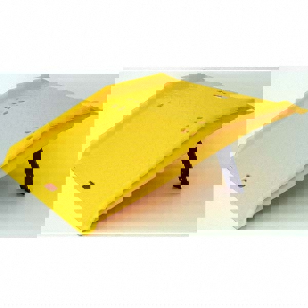 Risers & Ramps; Ramp Type: Straight Ramp ; Material: Polyethylene ; Load Capacity (Lb.): 750 ; Load Capacity: 750 ; Height (Inch): 6in ; Minimum Height Range (Inch): 1