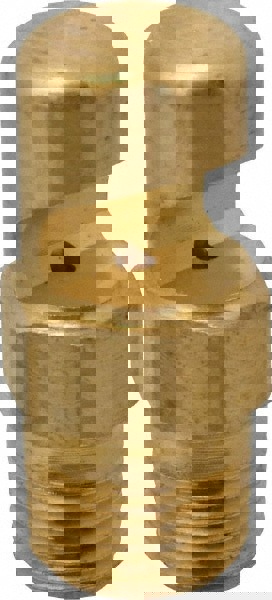 Brass Extra Wide Fan Nozzle: 1/8