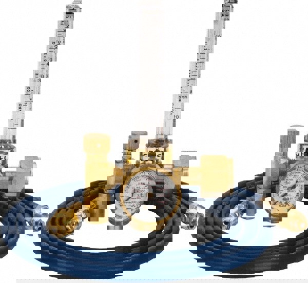 0 to 60 SCFH Flow Range, 320 CGA Inlet Connection, Female Fitting, 3,000 Max psi, Carbon Dioxide Welding Regulator with Hose