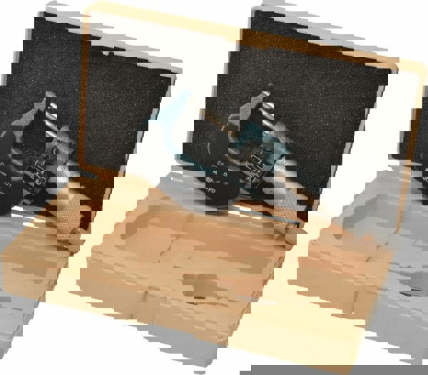 Mechanical Outside Micrometer: 0-25 mm Range, 0.01