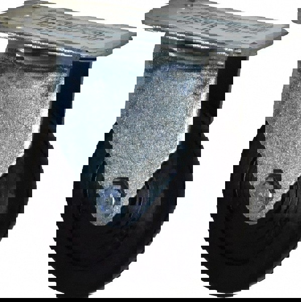 Rigid Top Plate Caster: Soft Rubber, 3