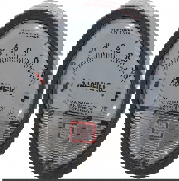 15 Max psi, 2% Accuracy, NPT Thread Air Filter Kit