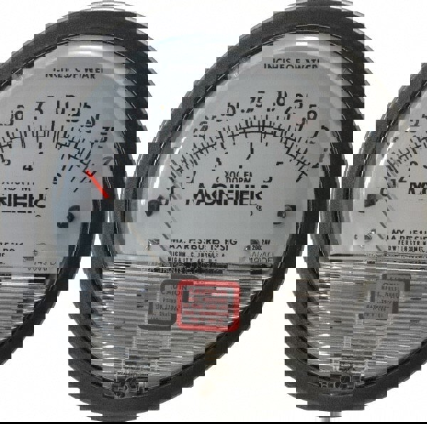 15 Max psi, 2% Accuracy, NPT Thread Air Filter Kit