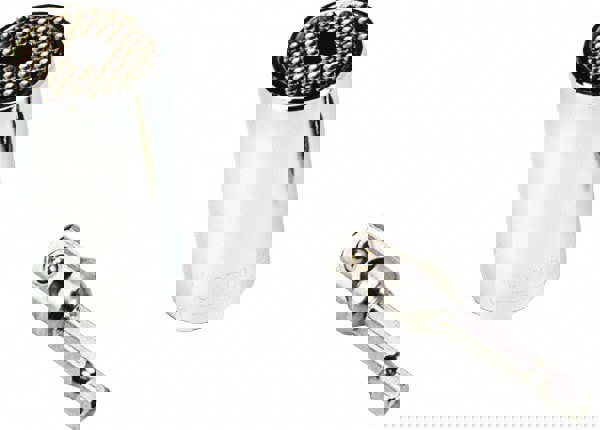 Self-Adjusting Socket: 0.25