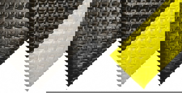 Anti-Fatigue Mat: 60' Long, 4' Wide, 1/2 Thick, Vinyl, Beveled Edges, Light-Duty