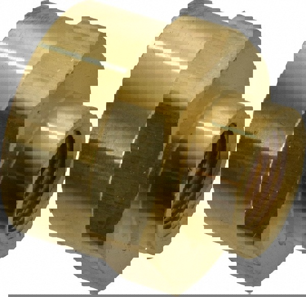 Industrial Pipe Coupling: 3/4 x 3/8