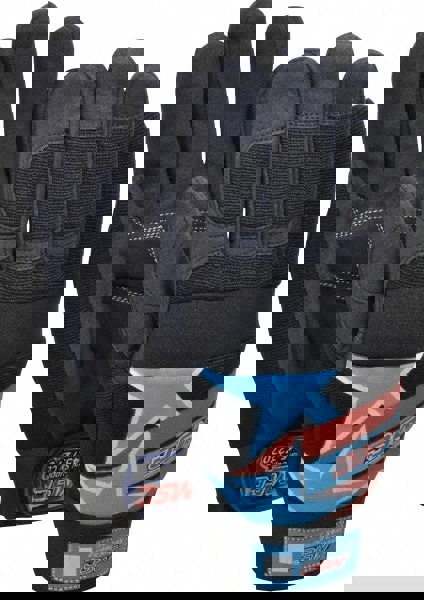 Gloves: Size M, Amara