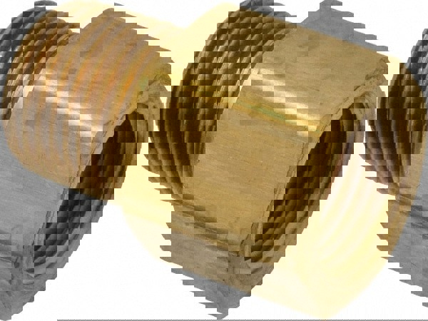 Industrial Pipe Adapter: 1/2