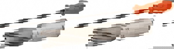 Replaceable-Tip Drill: 31.75 to 32 mm Dia, 95.25 mm Max Depth, 31.75 mm Straight-Cylindrical Shank