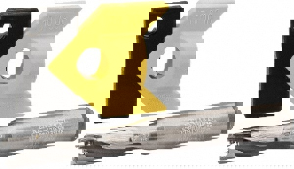 Replaceable-Tip Drill: 7.94 to 8.49 mm Dia, 25.4 mm Max Depth, 9.53 mm Straight-Cylindrical Shank