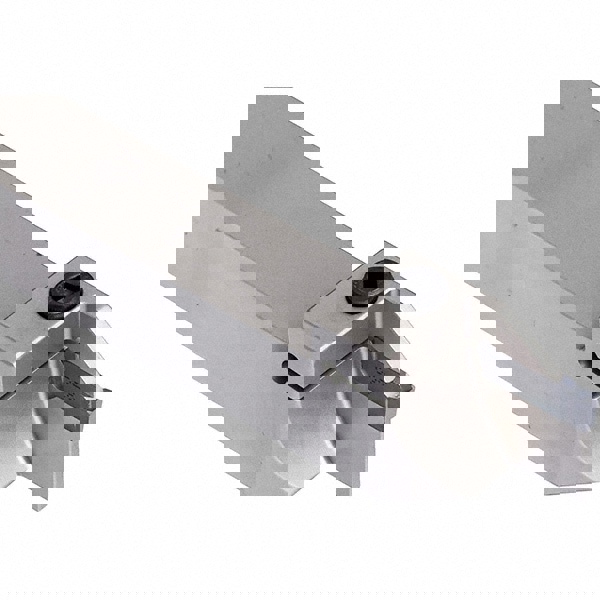 Indexable Grooving-Cutoff Toolholder: DGTL 12.7B-3D30, 0.118 to 1/8