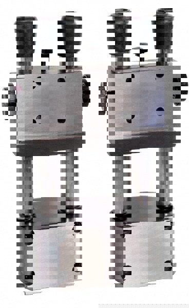 5 Inch Max Capacity of V, 6 Inch Long x 2 Inch Wide x 1-3/4 Inch High, Adjustable Riser