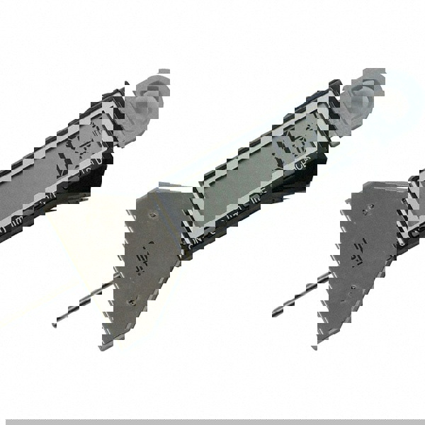 Digital Tire Gauge: Use with Any Tire